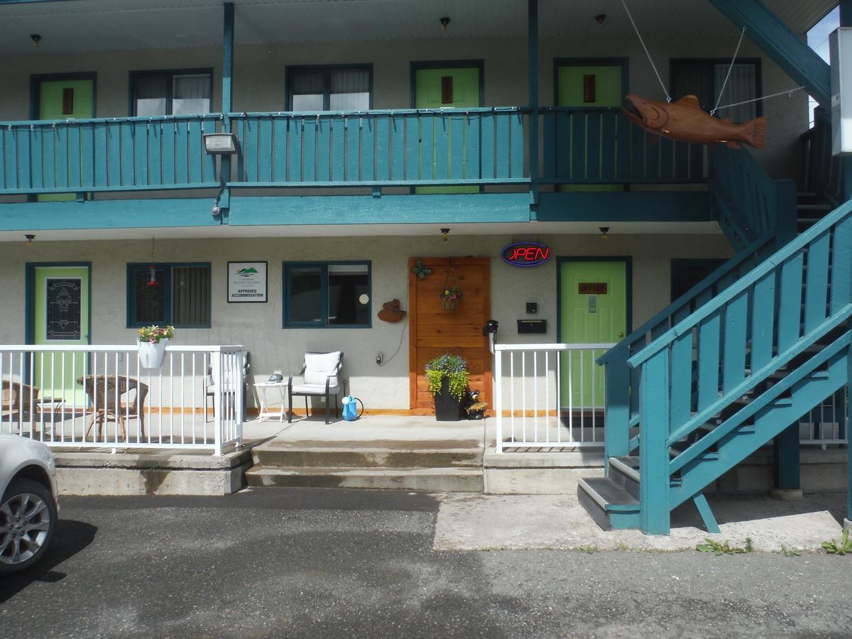 Robber'S Roost Motel New Hazelton Bagian luar foto